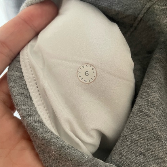 Lululemon Light As Warmth Heathered Medium Grey Crew pullover long sleeve 6 - Picture 9 of 11